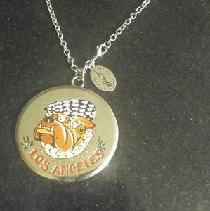 Ed Hardy

Los Angles Bulldog Dog Tag Pendant Neckl